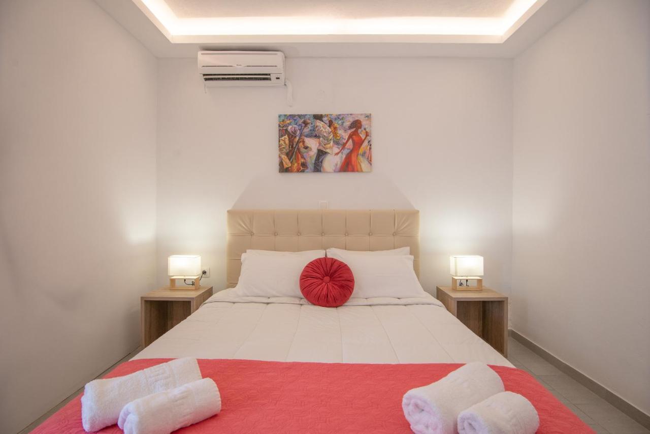Aparthotel Zografia
