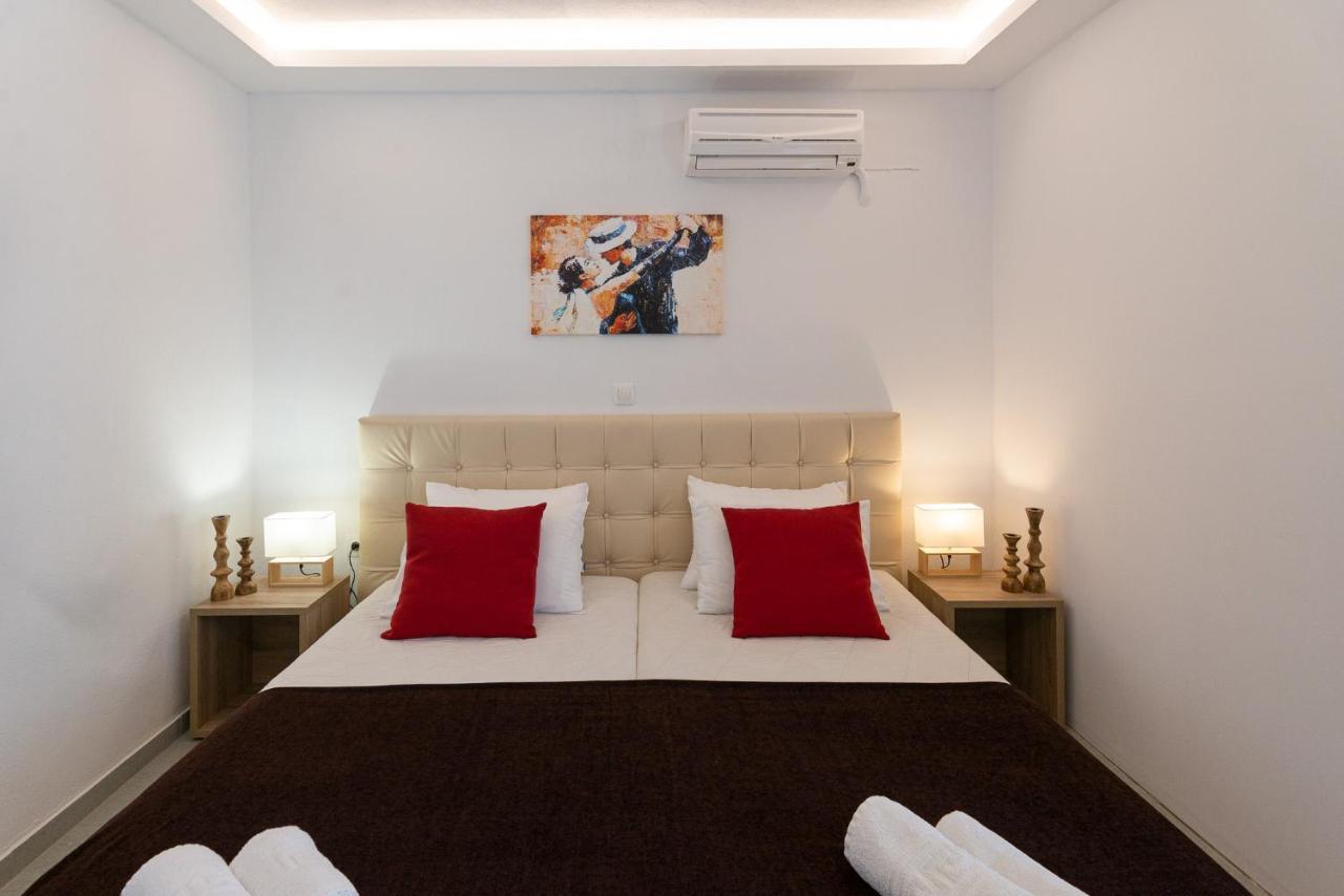 Zografia Aparthotel *