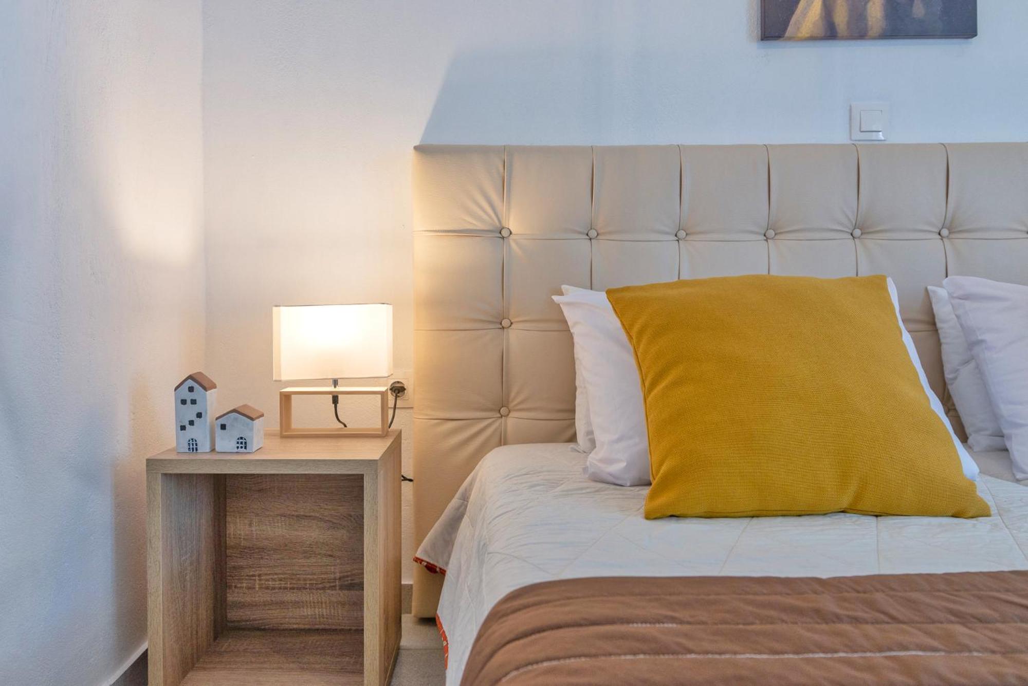Zografia Aparthotel *