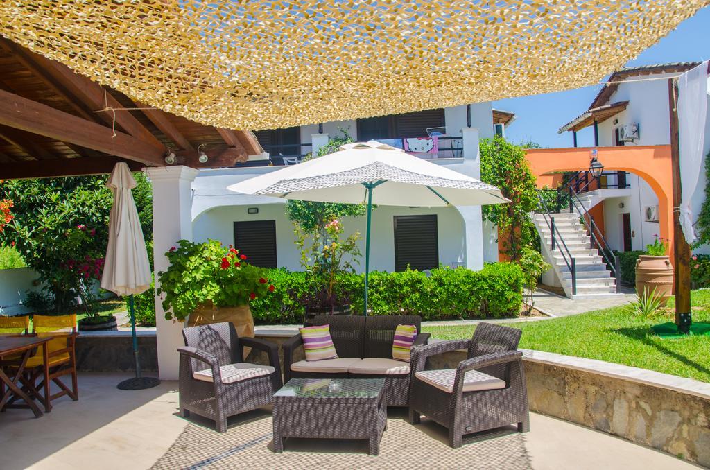 Zografia Aparthotel *